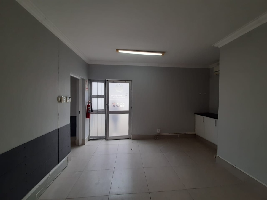 To Let commercial Property for Rent in Berea Eastern Cape